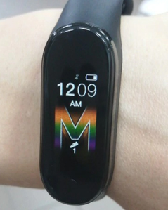 Реплика Фитнес браслет Xiaomi Mi Band 5_2